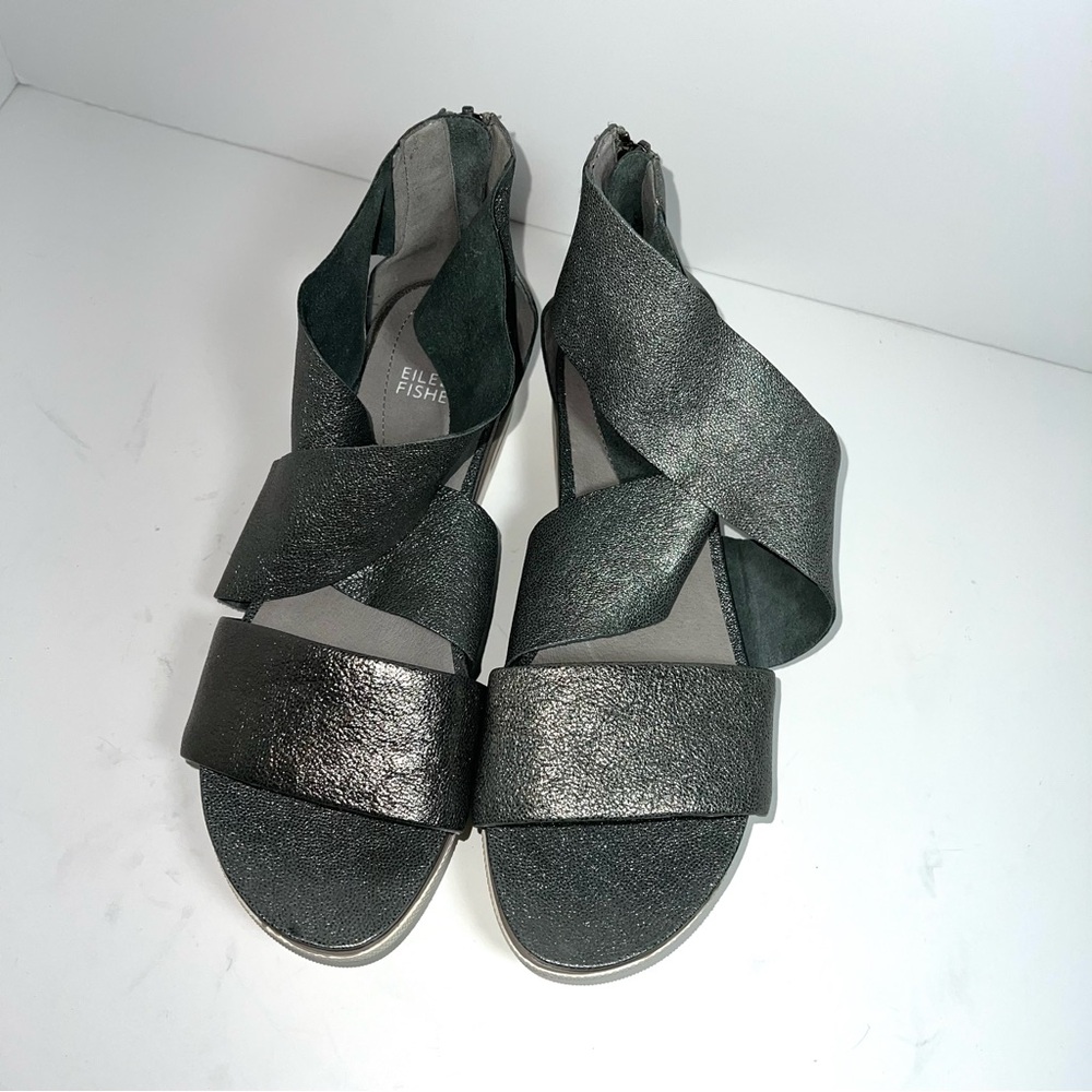 Eileen Fisher Crisscrossed silver sport platform Metallic Sandals size 8